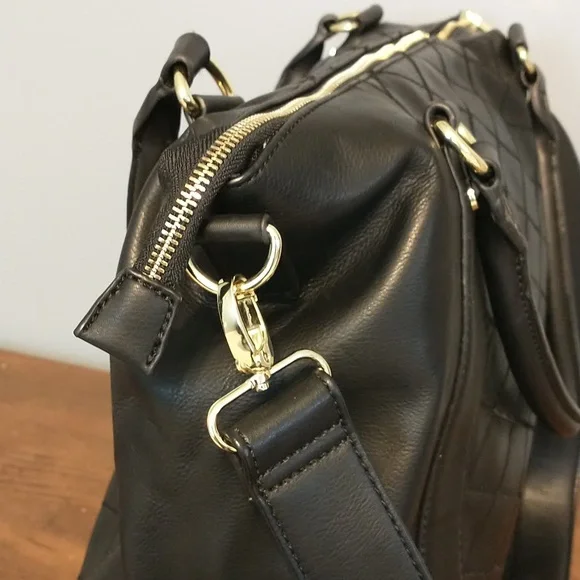 Steve Madden Quilted Tote Bag - Picture 6 of 11